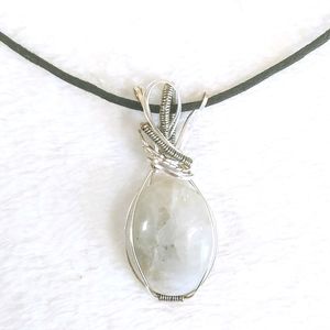 New✨Moonstone Argentium Pendant Necklace